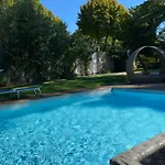 Le Relais D'angely 住宿加早餐酒店