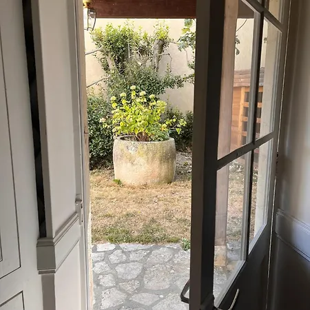 فندق مبيت وإفطار Le Relais D'angely Saint-Jean-dʼAngély
