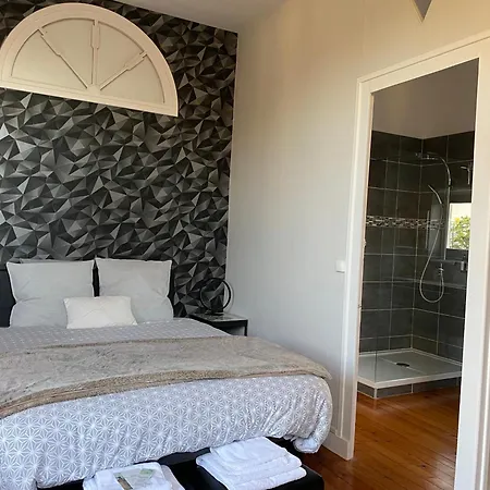 فندق مبيت وإفطار Le Relais D'angely Saint-Jean-dʼAngély