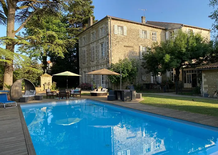 Le Relais D'angely Bed & Breakfast Saint-Jean-d'Angely