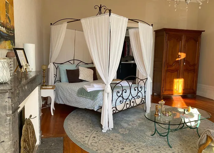 فندق مبيت وإفطار Le Relais D'angely 3*